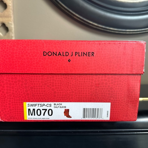 Donald J. Pliner Wedge Heels - Picture 2 of 9